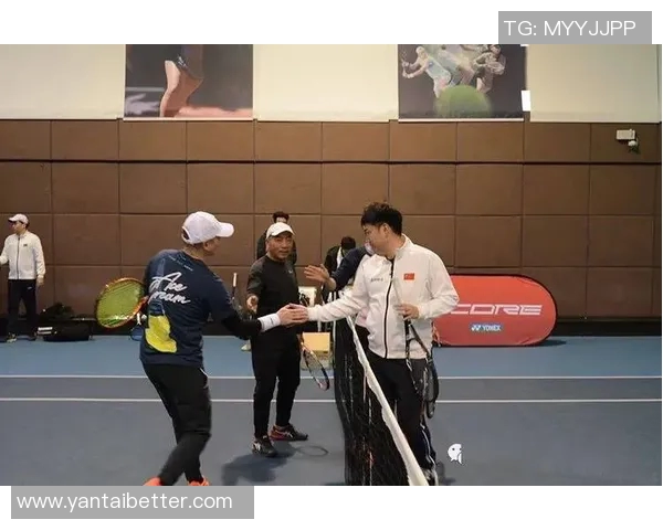 南京网球队的团队协作探秘:如何在赛场上实现默契与胜利 南京网球队的团队协作探秘:如何在赛场上实现默契与胜利