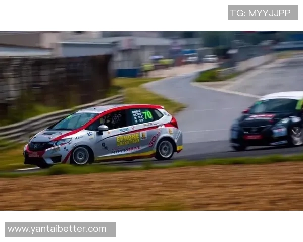 广州足球队与杭州足球队耐力对决赛后分析与反思 广州足球队与杭州足球队耐力对决赛后分析与反思