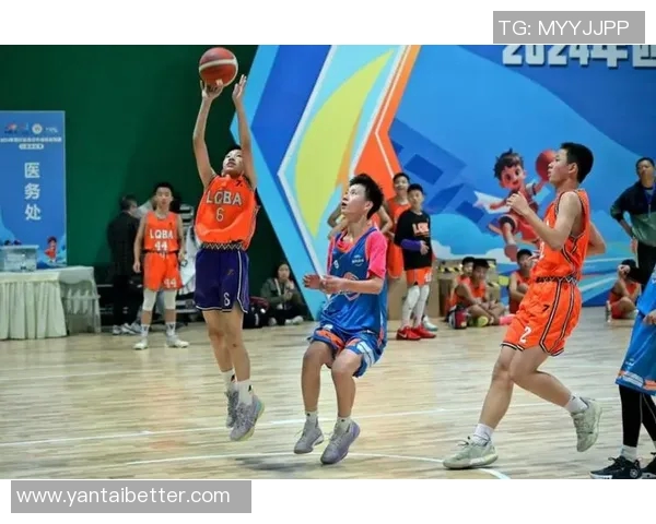 成都篮球队在城市联赛中的耐力表现分析与比赛影响探讨